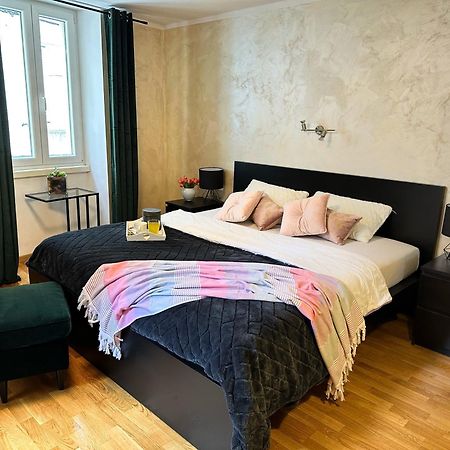 Romeo Apartments Rovigno Eksteriør bilde